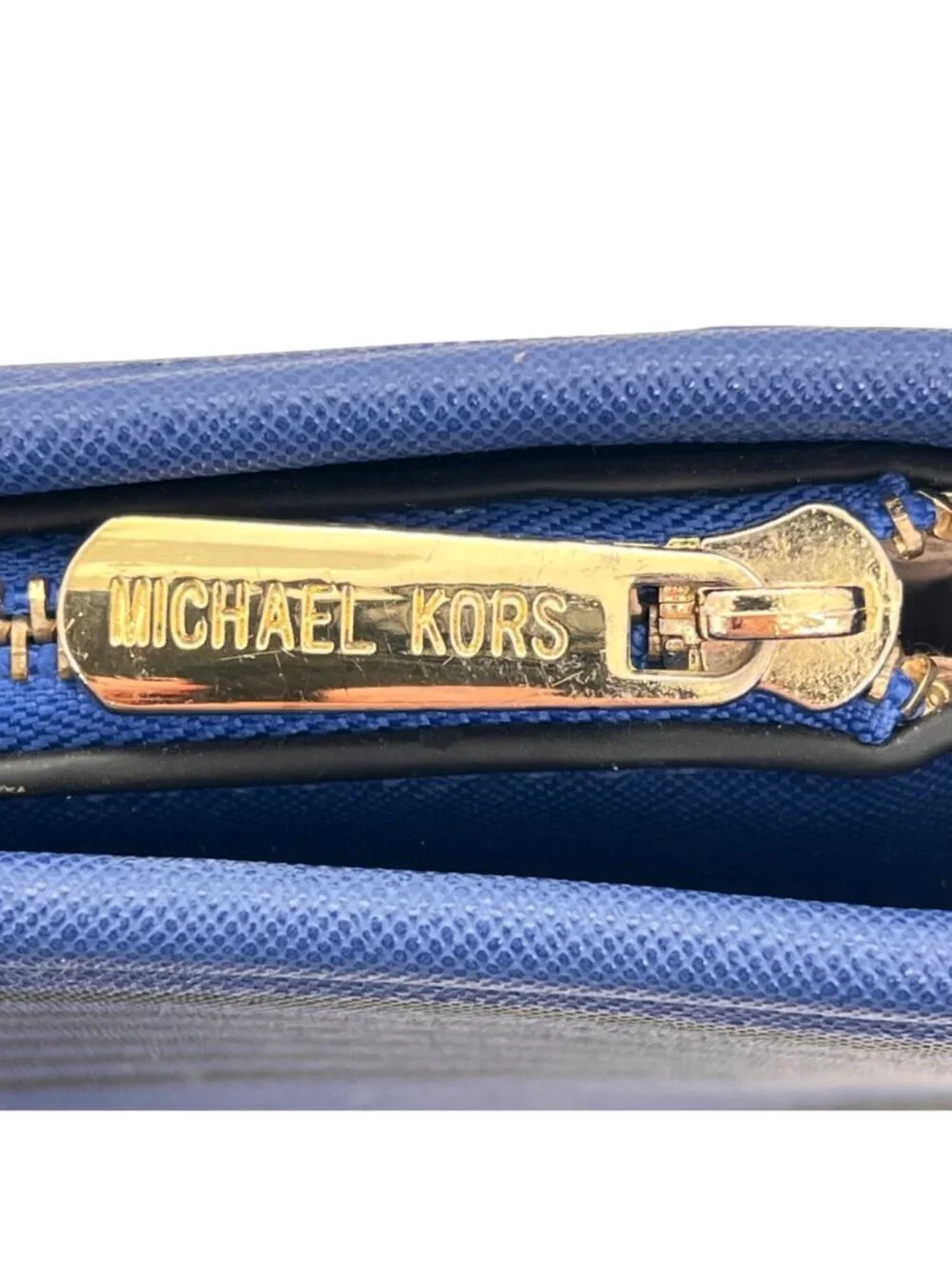 Michael Kors Jet Set Saffiano Canvas Tote Bag Gold MK Zip Closure Dual Handles
